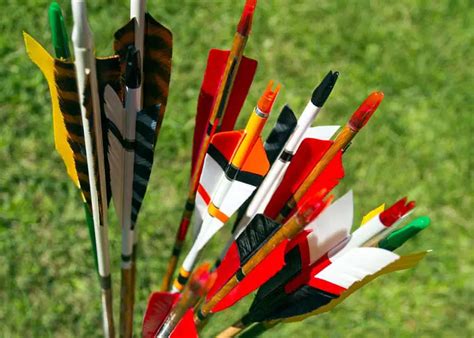 felchibg|different styles of fletching.